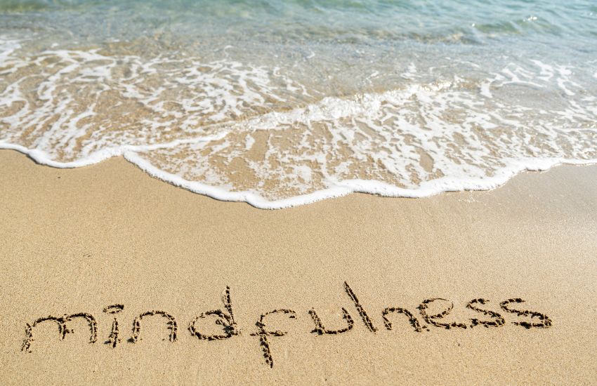 benefici mindfulness in menopausa